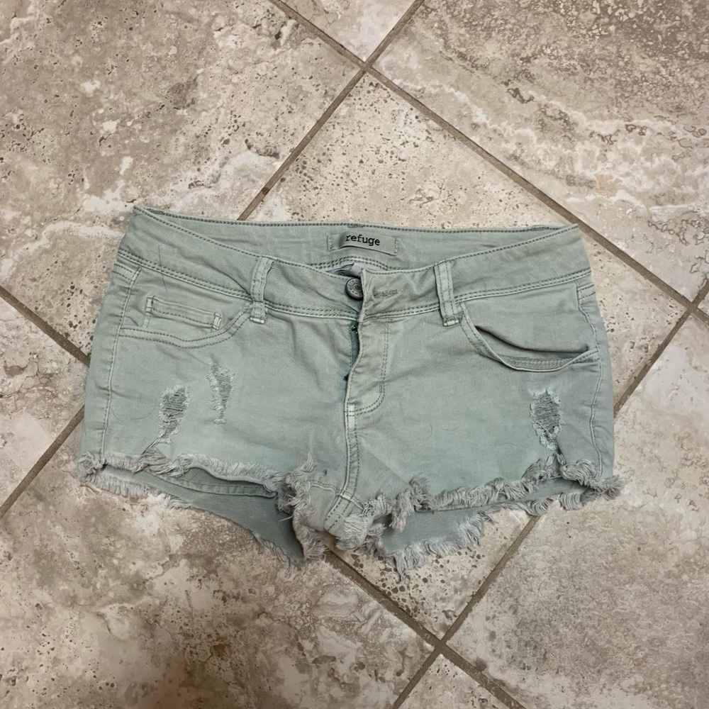 Refuge shorts size 2!